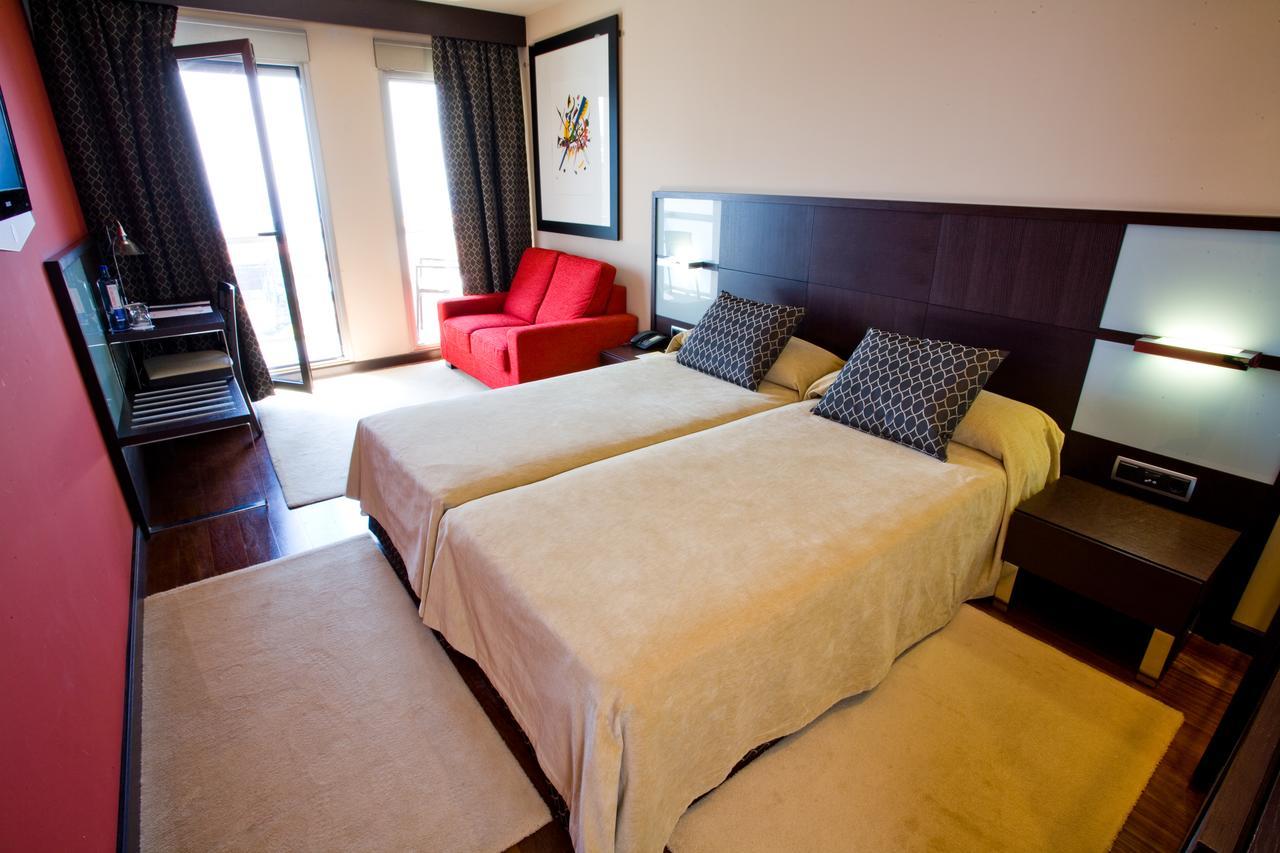 Royal Nayef Hotel Портоново Стая снимка